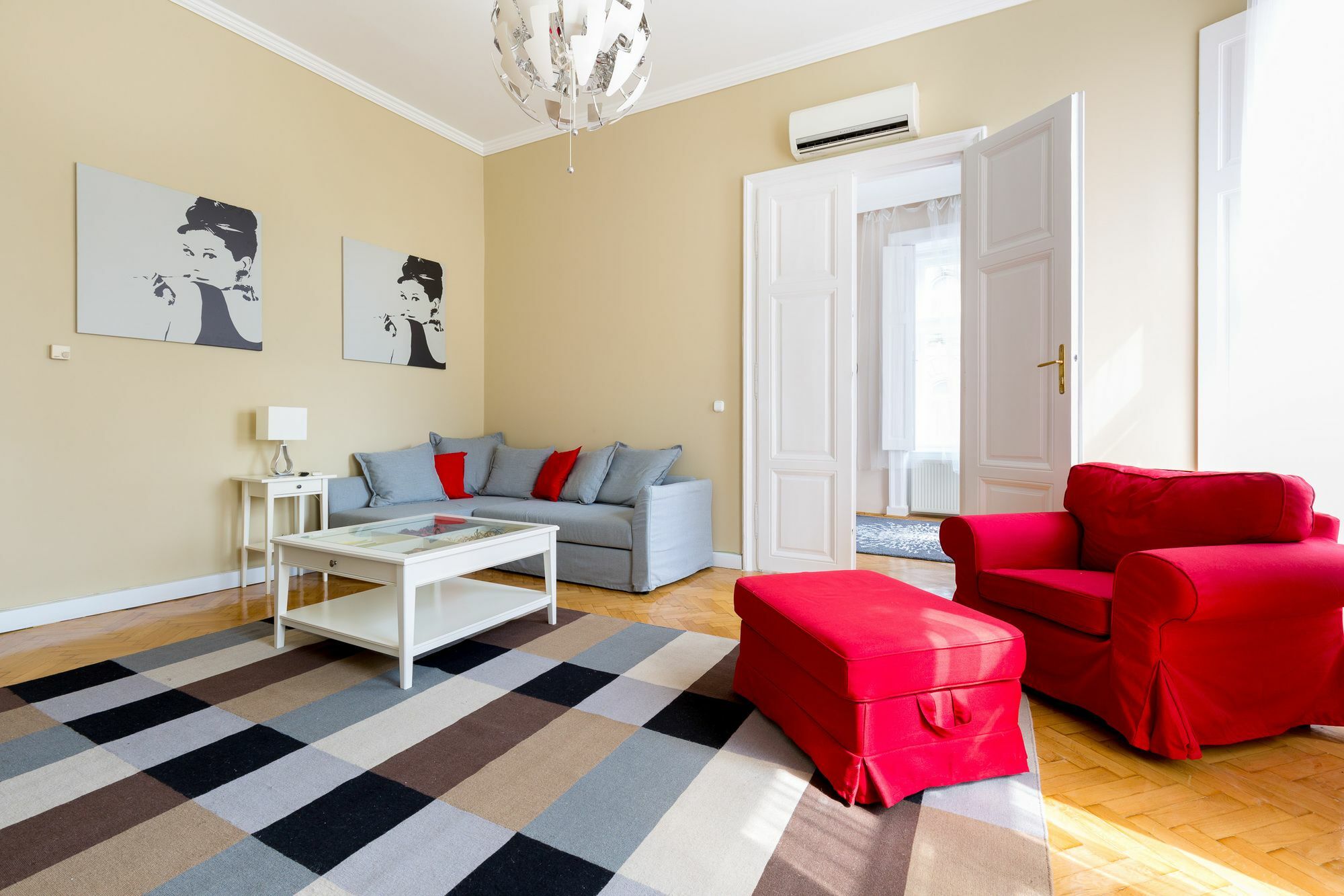 Bpm-Apartment Kiraly Budapeste Exterior foto
